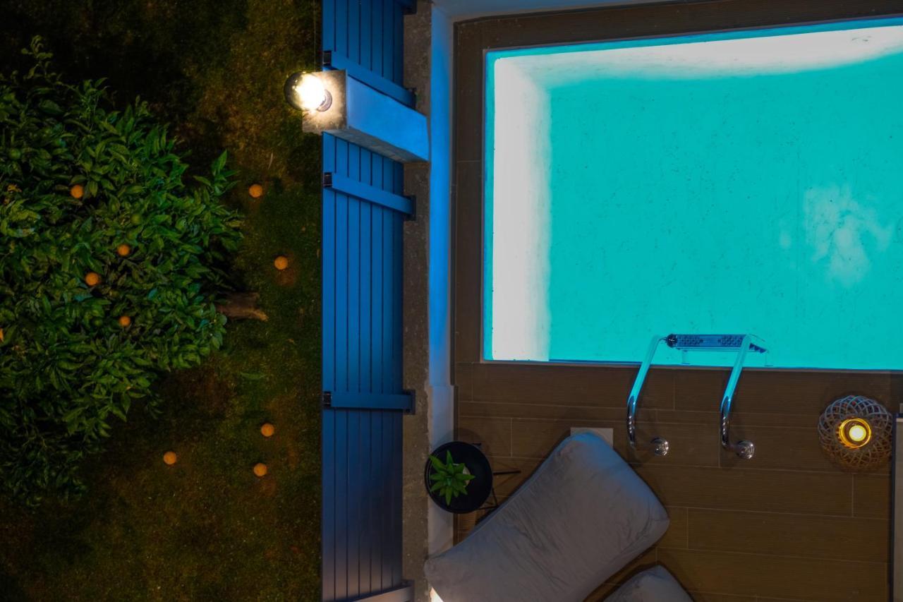 Aelia Seaside Luxury Suites Nea Karvali Exterior foto