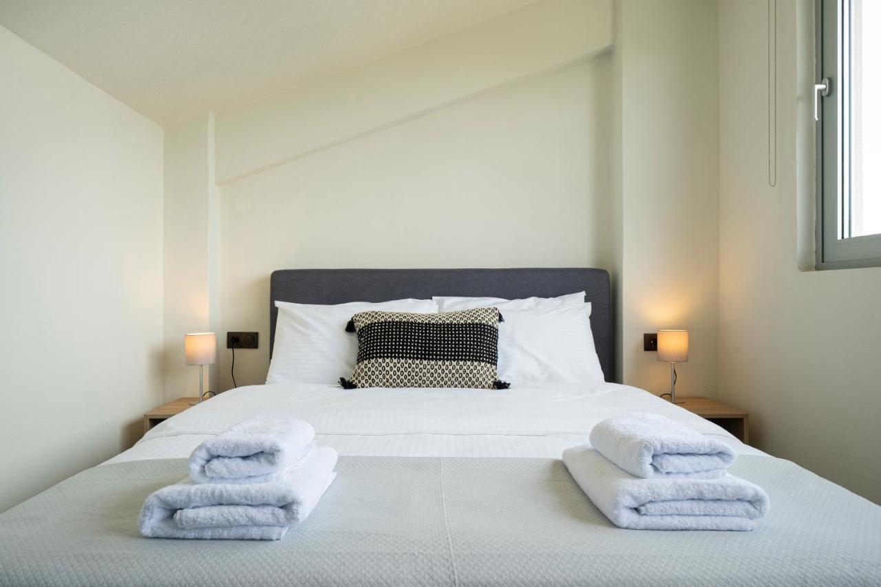 Aelia Seaside Luxury Suites Nea Karvali Exterior foto