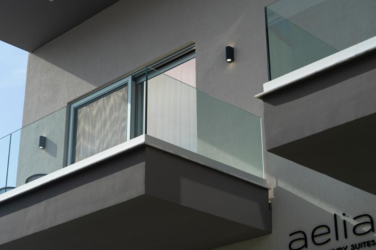Aelia Seaside Luxury Suites Nea Karvali Exterior foto